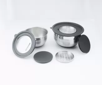 Nesting Mixing Bowls with Graters