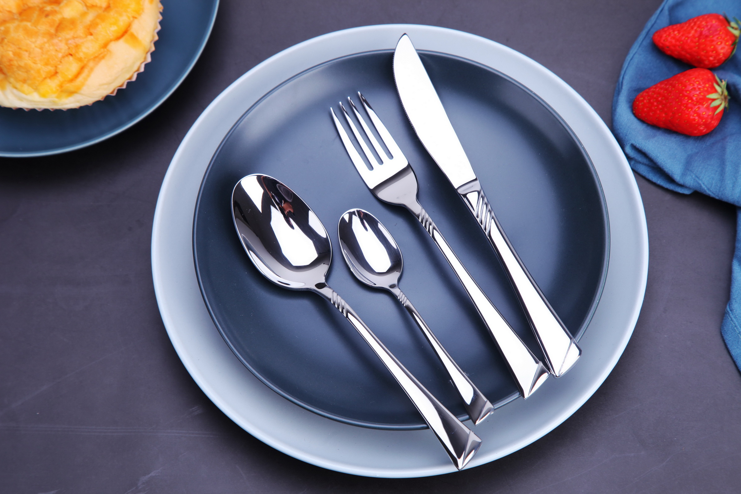 Stainless steel cutlery set supplier